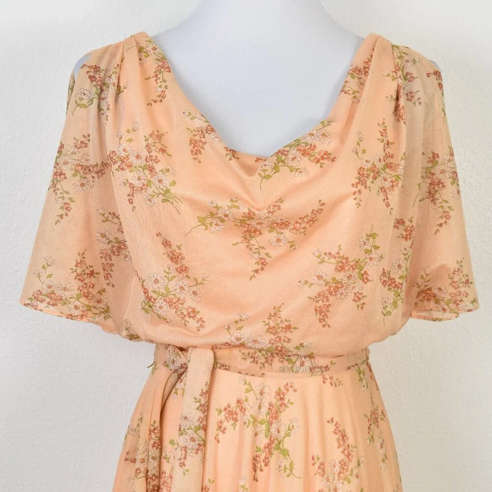 Vintage 1970s Floral Boho Maxi Dress - 4 - Picture 3 of 10